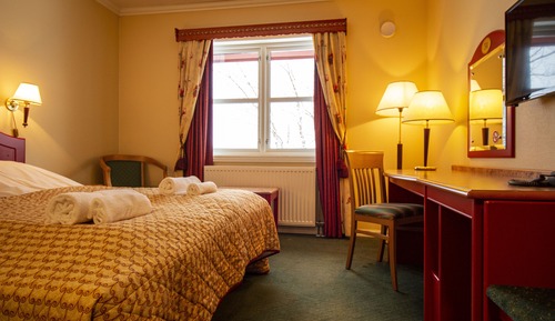 Standard Twin Room, 1 Bedroom, Mountain View, Sea Facing