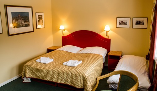 Standard Triple Room, 3 Twin Beds, Accessible