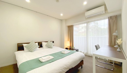 203 Room Non-Smoking