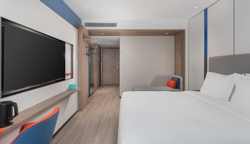 Room, 1 King Bed, Accessible