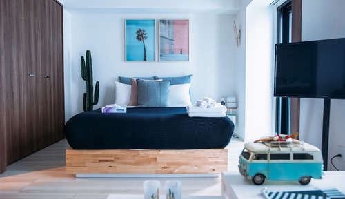 Deluxe Studio Apartment