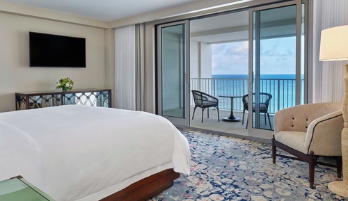 Caroline Astor Suite, 1 Bedroom Suite, 1 King, Oceanfront, Corner room