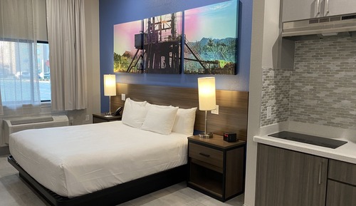 Room, 1 King Bed, Accessible, Non Smoking (Efficiency)