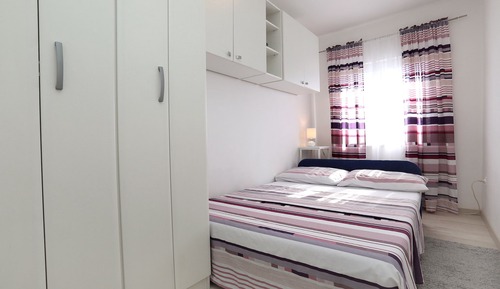 Apartment (Two Bedroom Apartment with Balcony)