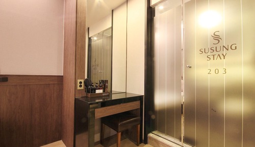 Room (Standard Room)