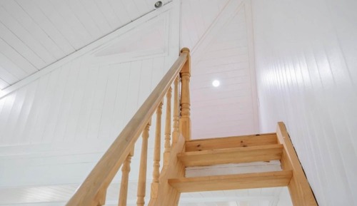 Room (207 (Duplex))