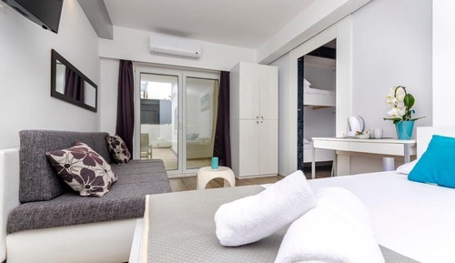 Room, 1 Bedroom, Balcony, City View