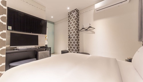 Room (Standard Room - *For walk-in customer)