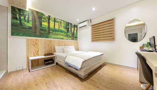 Room (Cypress Healing Room)