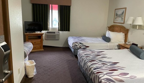 Deluxe Room, 2 Queen Beds, Non Smoking