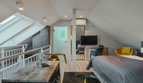 Exclusive Studio Suite