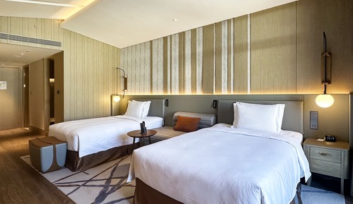 Premium Room, 2 Twin Beds, Mountain View