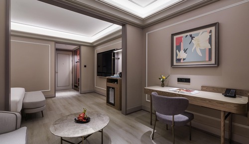 Deluxe Room, 1 King Bed