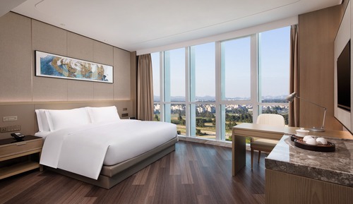 Suite, 1 Queen Bed, Non Smoking