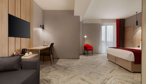 Junior Suite, 1 King Bed, Non Smoking