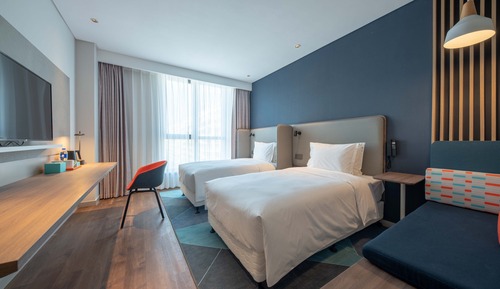 Standard Room, 2 Twin Beds (Extra Floor Space)