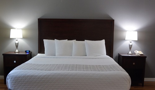 Suite, 1 King Bed, Jetted Tub