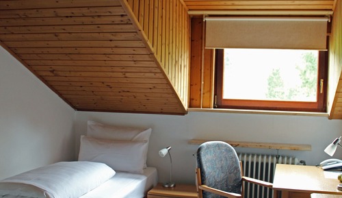 Standard Single Room