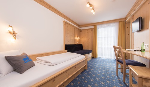 Deluxe Single Room, Mountain View