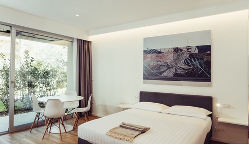 Standard Studio Suite, Garden View