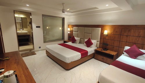 VIP 3 Bedroom AC