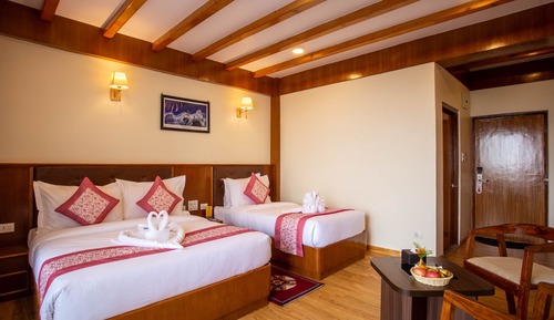 Deluxe Double or Twin Room, 2 Bedrooms, Mountain View