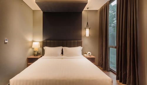 Deluxe Double Room (Free Self Service Laundry)