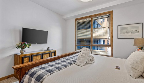 T203B One Bedroom Condo