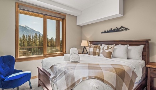 TM305 One Bedroom Condo