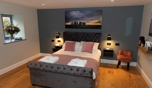 Superior Double Room, Ensuite, Garden View