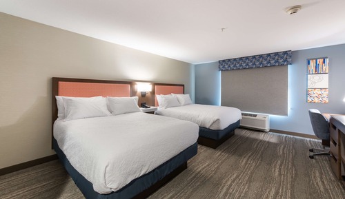 Room, 2 Queen Beds, Refrigerator & Microwave