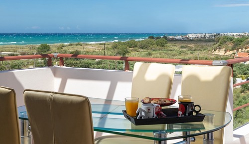 Classic Apartment, Sea View