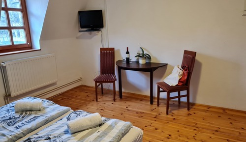 Basic Apartment, Shared Bathroom