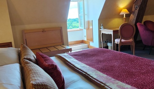 Royal Room (Prestige)