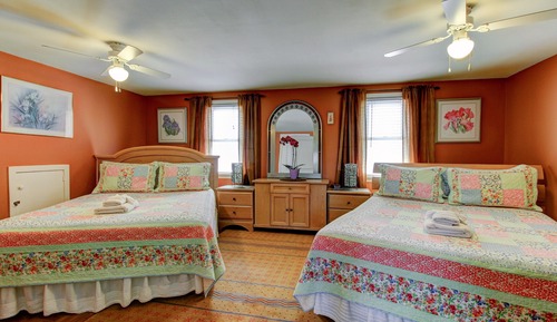 Second Floor 1 Bedroom Suite