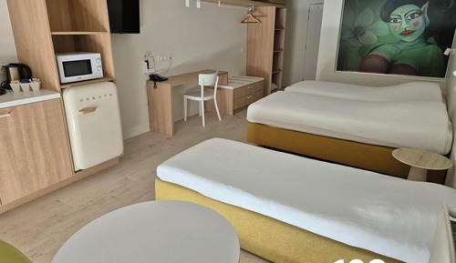 Triple Room, Accessible