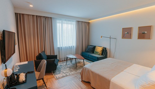 Deluxe Double or Twin Room, Bathtub