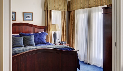 Premium Suite, 1 King Bed