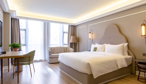 Deluxe Room, 1 King Bed