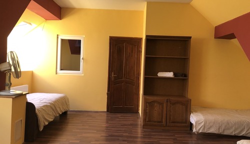 Basic Triple Room