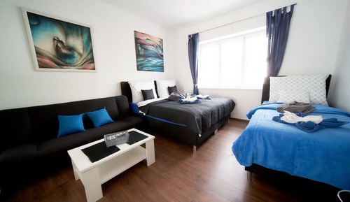 Senior Apartment (Paul)