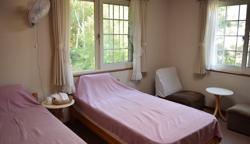 Big Western Style Room