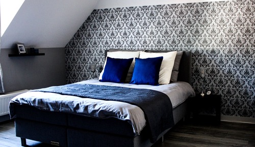 Standard Double Room, Shared Bathroom