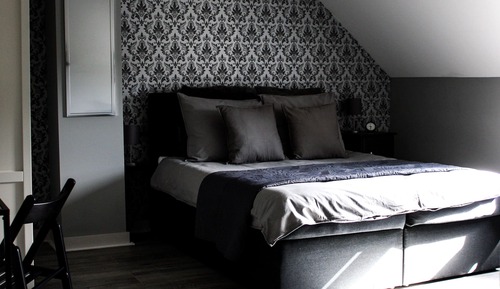 Standard Double Room, Shared Bathroom