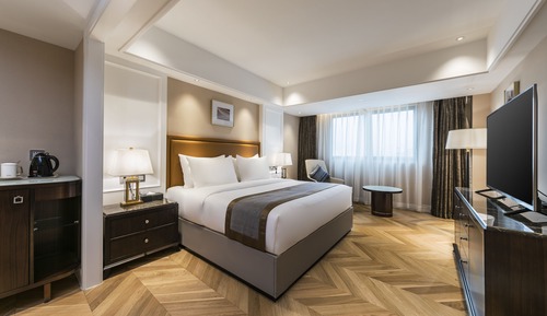 Business Suite, 1 King Bed, Non Smoking