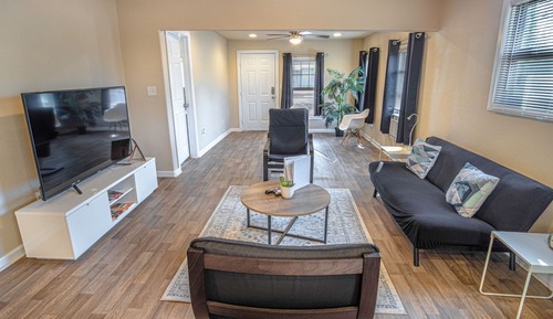 House (3 Bedrooms)