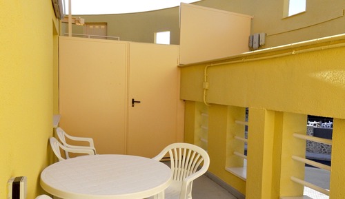 Family Studio, Terrace