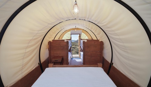 Wagon with 1 King bed and 2 Bunk beds