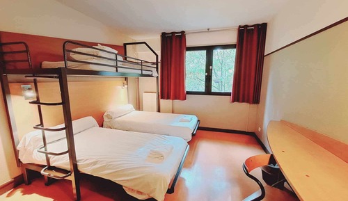 Basic Triple Room, Private Bathroom