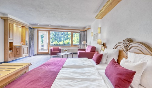 Family Apartment, Valley View
